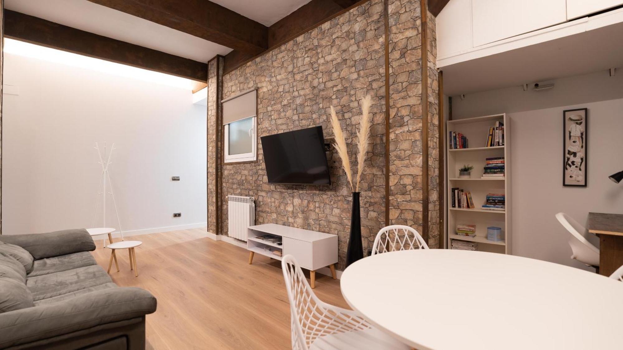 Apartament Centrico, Junto A Estacion De Bus/tren, Y Playas *